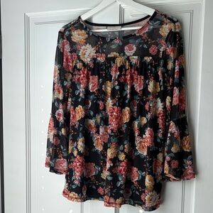 Bobbie Brooks Black Floral Blouse size small